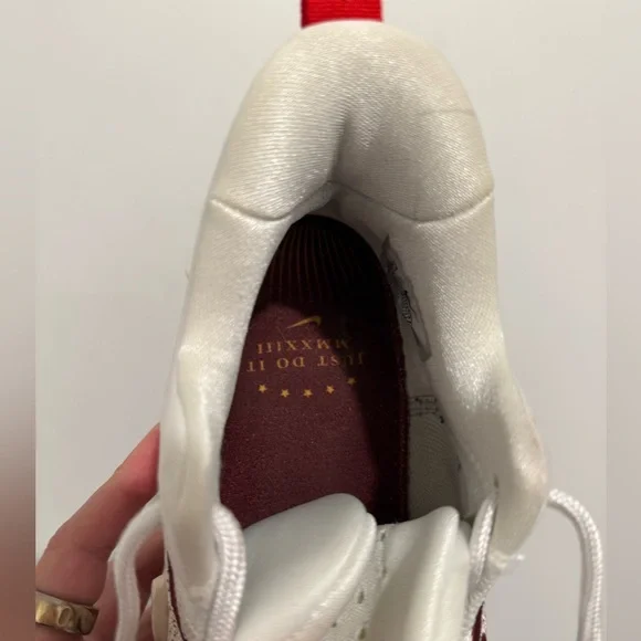 Nike Cosmic Unity 2 Sisterhood Sneakers - Picture 12 of 15